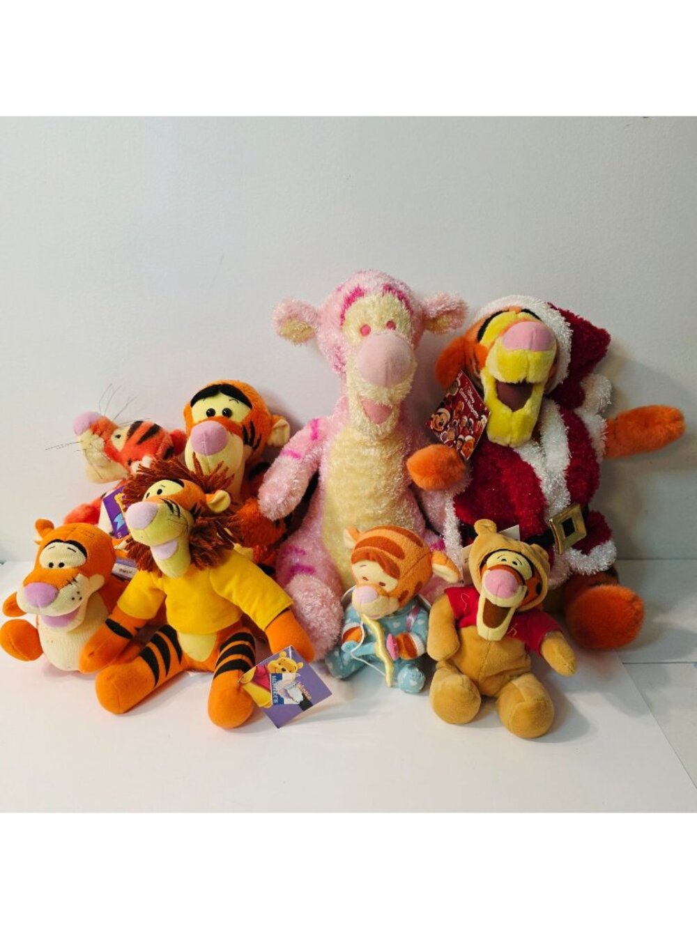 8 Vtg Winnie the Pooh Tiggers Plush Toys Santa Pink Costume Angel Scarecrow WORK